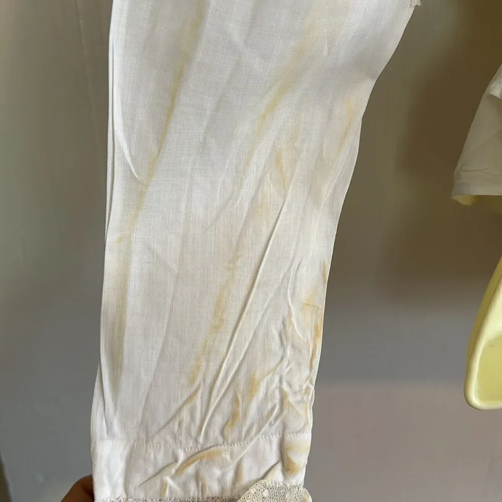 Antique handmade white cotton muslin high neck long‎ sleeve embroidered blouse - Picture 9 of 13